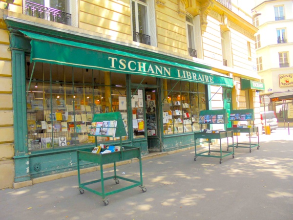© Livres Partout © Livres Partout