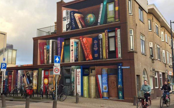 Des fresques murales géantes représentant des livres apparaissent dans le monde entier! 