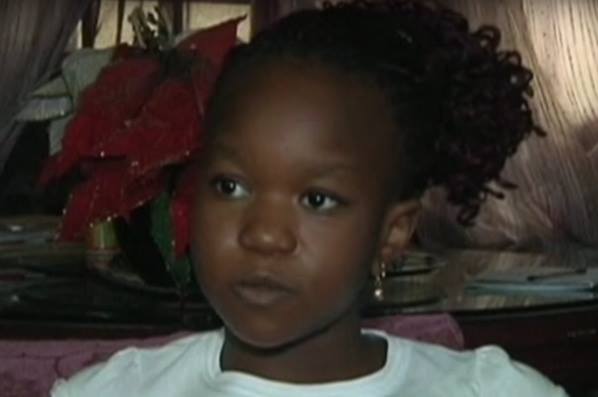 Splendour, 9 ans, a écrit un livre de résistance anti-Boko Haram pour sauver les enfants nigérians Splendour, 9 ans, a écrit un livre de résistance anti-Boko Haram pour sauver les enfants nigérians