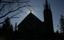  Canada : cette église désaffectée a été transformée en une immense bibliothèque  de plus de 130 000 livres