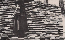 8 Mars. Journée des Femmes, éternelles lectrices et défenseuses des livres 8 Mars. Journée des Femmes, éternelles lectrices et défenseuses des livres