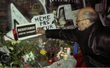 A toutes les victimes de la barbarie, nos soeurs et frères de résistance et de liberté. 