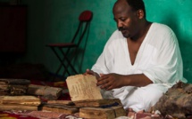 Abdel, le bibliothécaire malien qui a sauvé les livres de Tombouctou des flammes djihadistes.